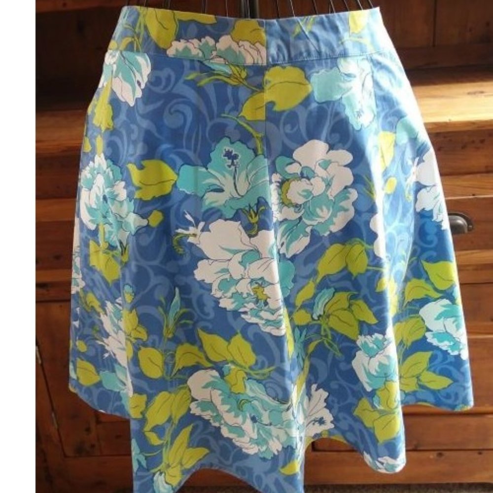 Women's 10P Blue Tropical Floral Summer Skirt Stretch St. John's Bay